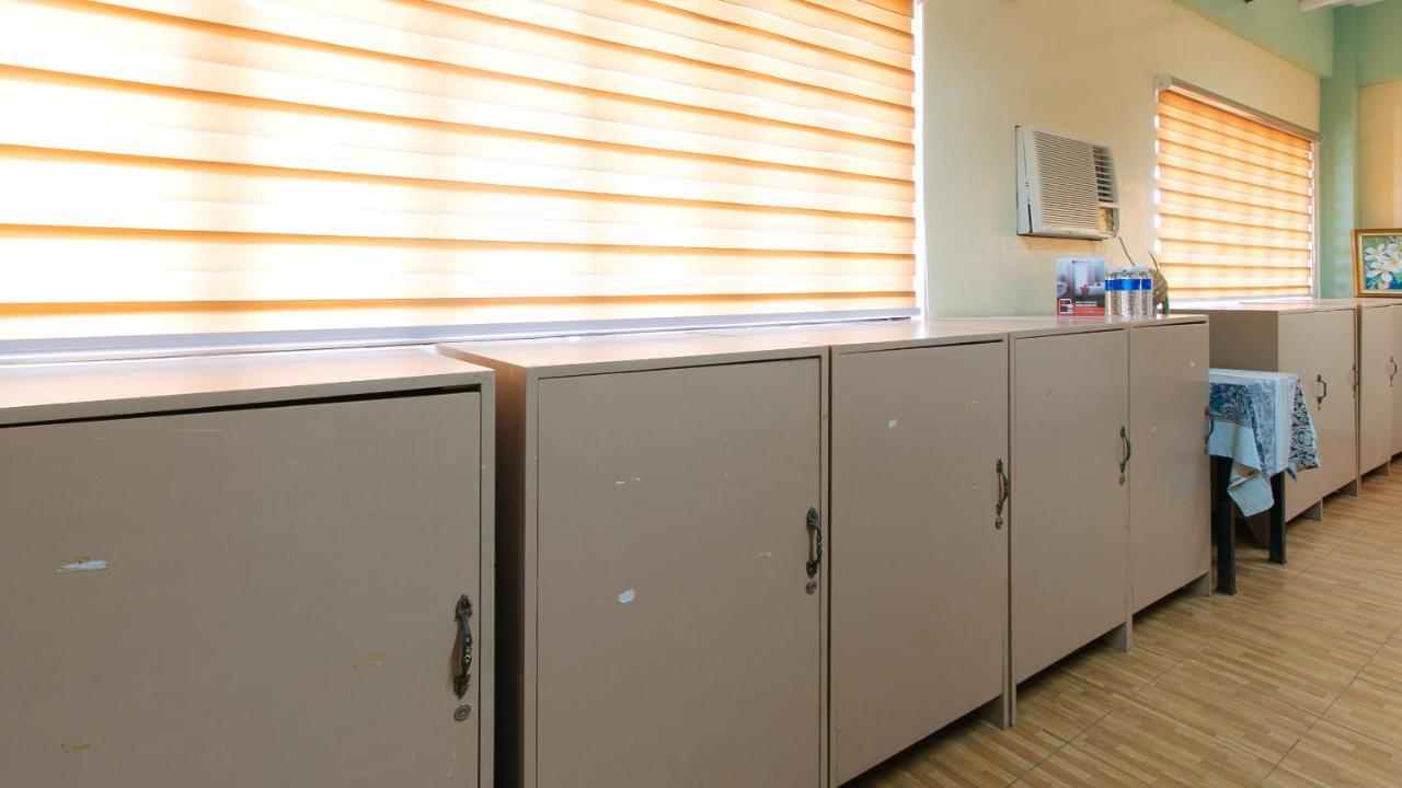 Reddoorz @ Arimbay Legazpi City Экстерьер фото